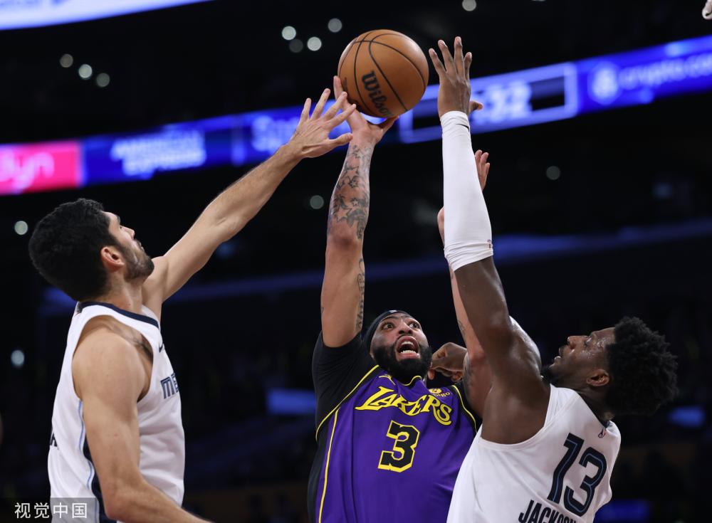 相比之下 相比之下